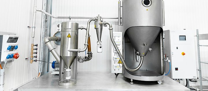 Spray Dryer at IBU-tec - Production of Cathode Active Materials for Li-Ion Battieres